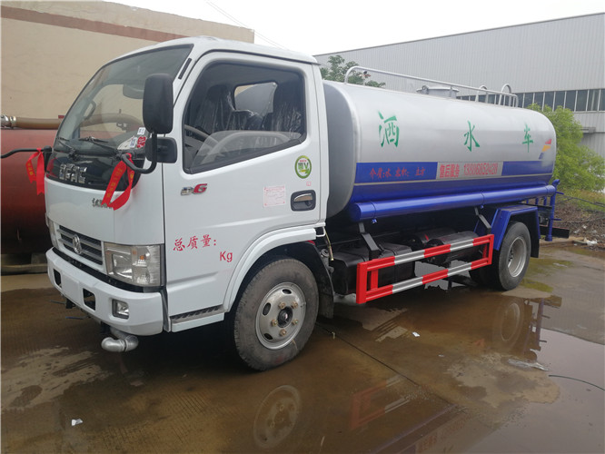 東風(fēng)多利卡|6方灑水車(新款國(guó)六)