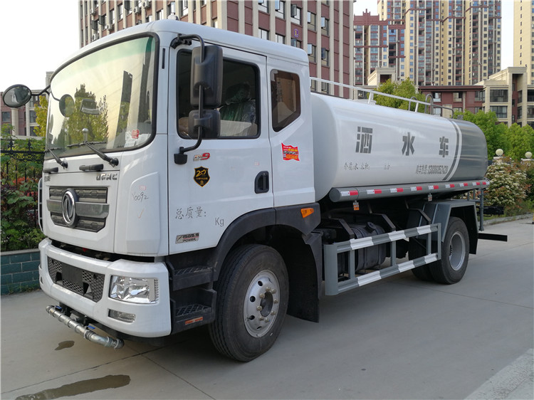 東風(fēng)D9 |14方灑水車(新款國(guó)六)