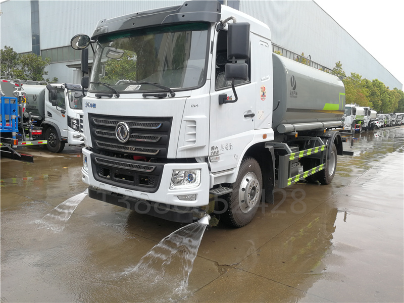 東風(fēng)華神F5 | 12方灑水車(國(guó)六)